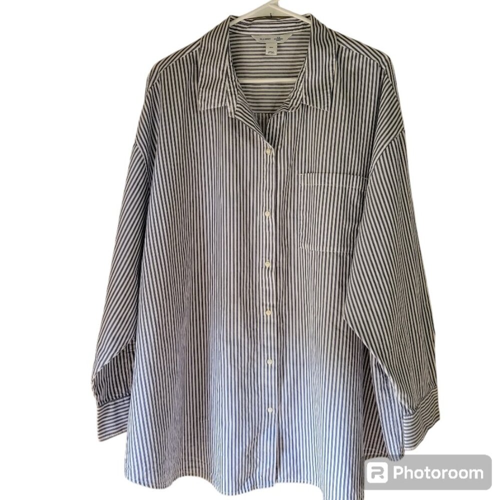 Old Navy Women's Boyfriend Shirt Blue and White Striped Sz XXL